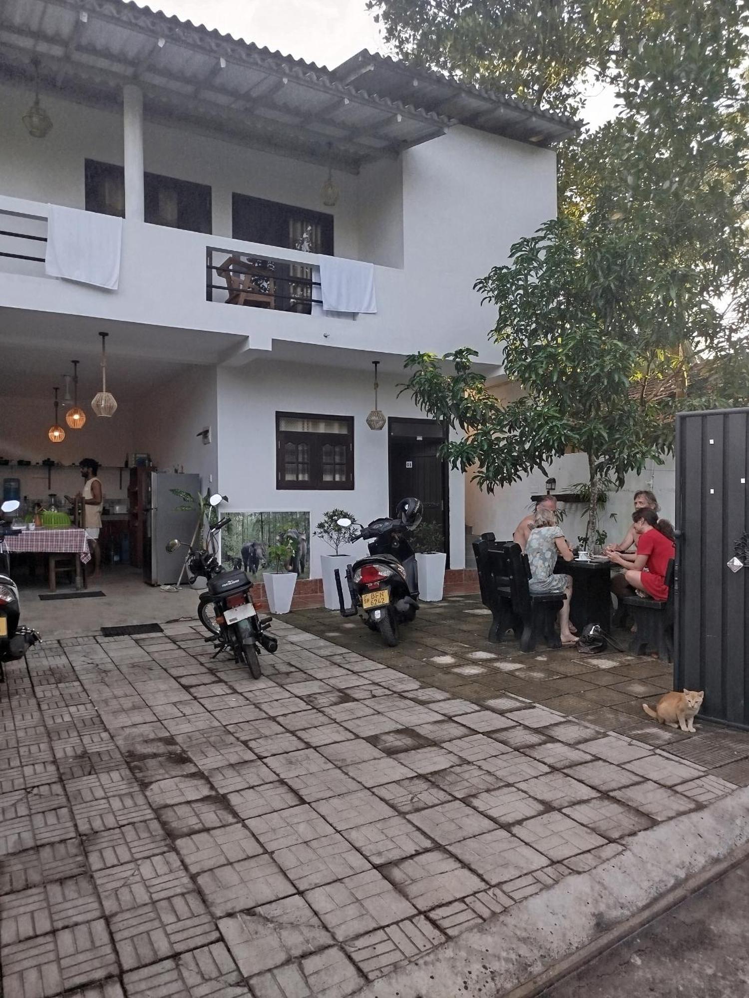 Little Villa Guest House Ahangama Exterior foto
