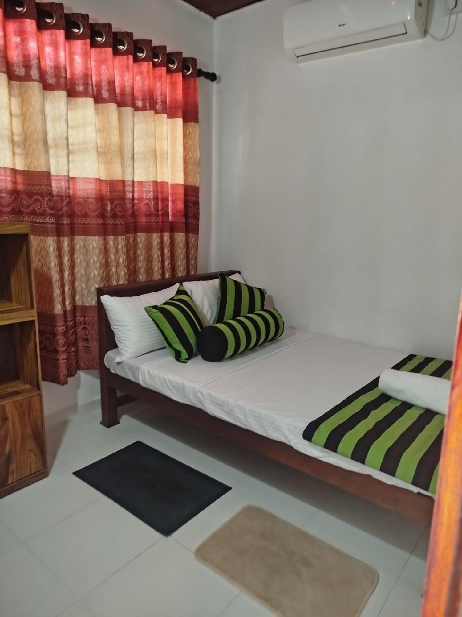 Little Villa Guest House Ahangama Exterior foto